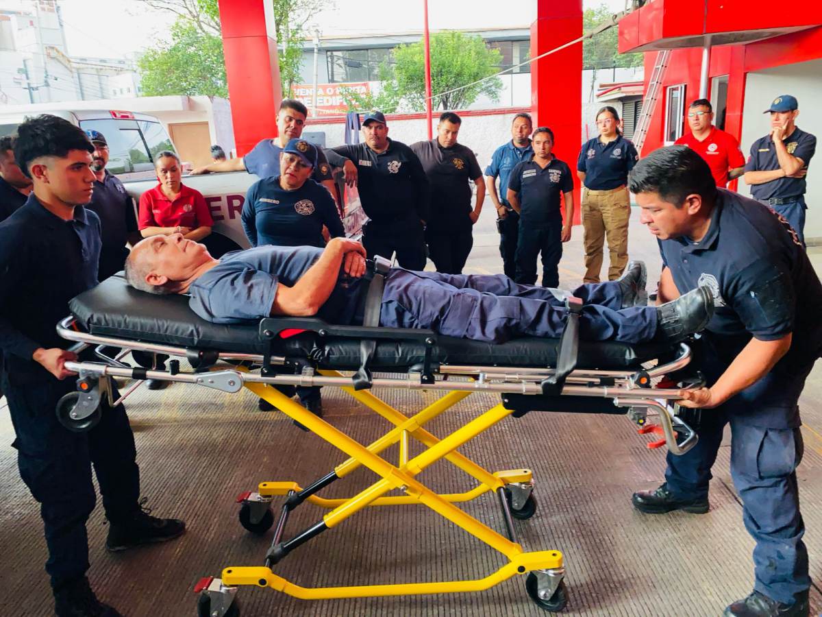 CONTINÚA PROGRAMA DE ENTRENAMIENTO PERMANENTE EN EL CUERPO DE BOMBEROS DE TLALNEPANTLA
